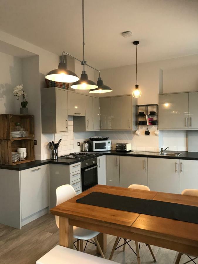 Wight View, Flat 2 Rosslyn House Apartment Swanage Exterior photo